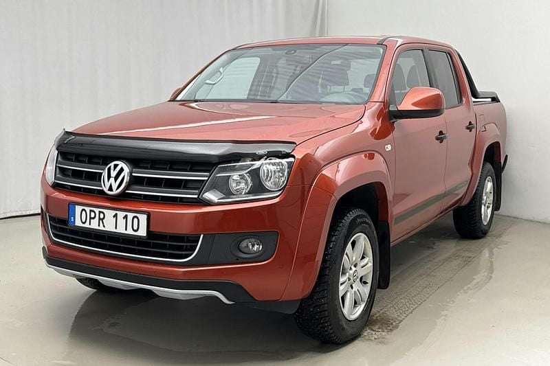 Ljusröd Begagnad 2014 VW Amarok Pickup | 140 000 kr (Superpris) - Bild 1/4