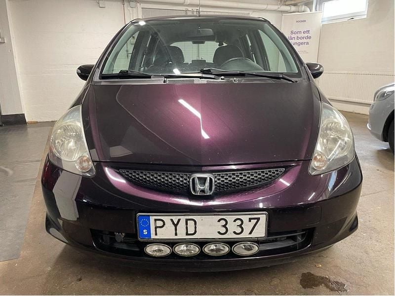 Begagnad 2007 Honda Jazz Halvkombi | 44 000 kr (Lite dyr) - Bild 1/4