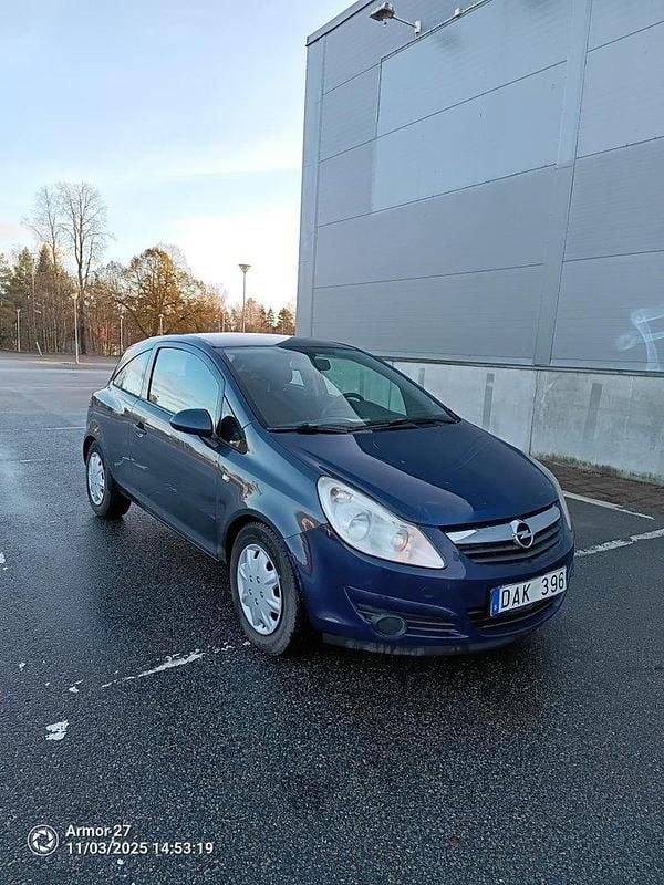 Blå Begagnad 2008 Opel Corsa Halvkombi | 14 000 kr (Marknadspris) - Bild 1/4