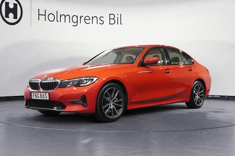 Röd Begagnad 2019 BMW 330 Sport Line Sedan | 269 500 kr (Superpris) - Bild 1/4