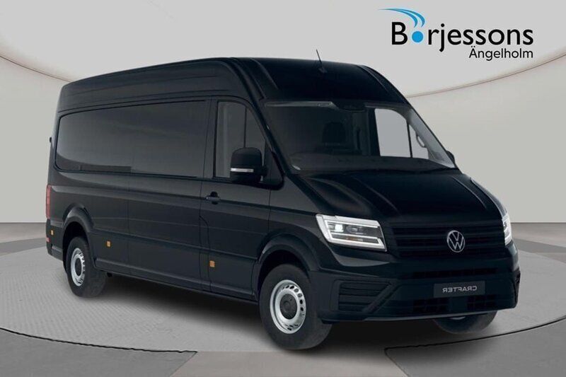 Svart Ny 2025 VW Crafter Van | 681 125 kr (Marknadspris) - Bild 1/4