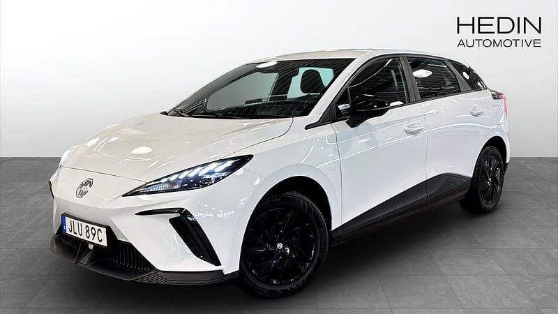Vit (white) Begagnad 2023 MG MG4 EV Halvkombi | 219 900 kr (Superpris) - Bild 1/4