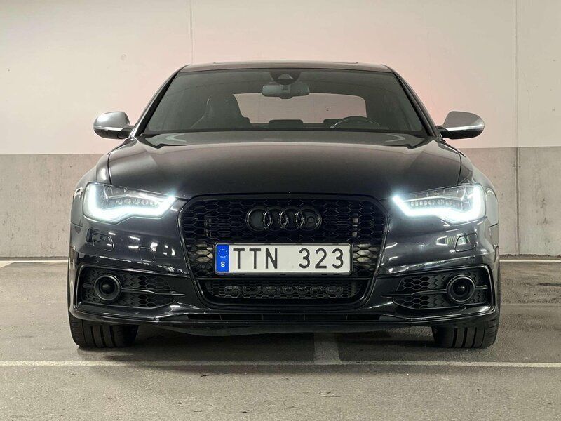 Svart Begagnad 2014 Audi S6 Sedan | 369 000 kr (Marknadspris) - Bild 1/4