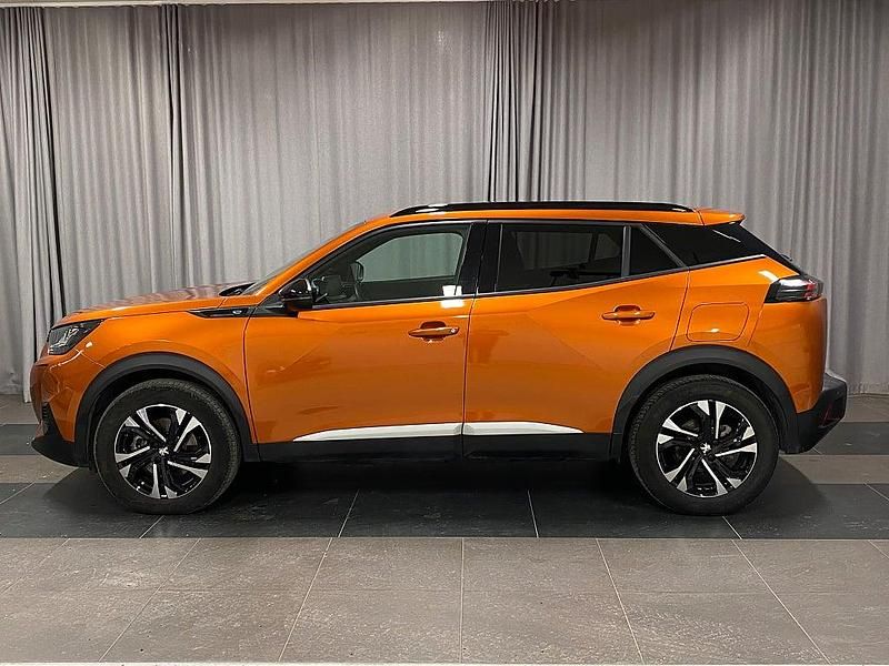 Begagnad Peugeot e-2008 Allure 100 kW (136 HK) 2022 Orange SUV