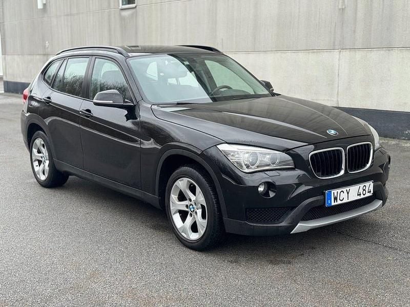 Begagnad BMW X1 143 HK (105 kW) 2013 Svart SUV