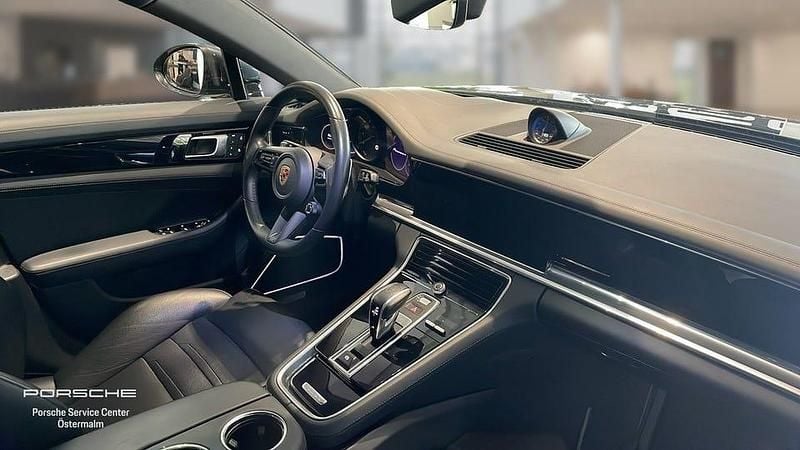 Begagnad Porsche Panamera 4 330 HK (242 kW) 2023 Grå Sedan