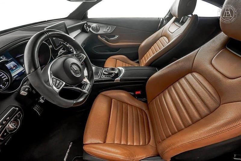 Begagnad Mercedes C43 AMG AMG 368 HK (270 kW) 2018 Vit Sportkupé