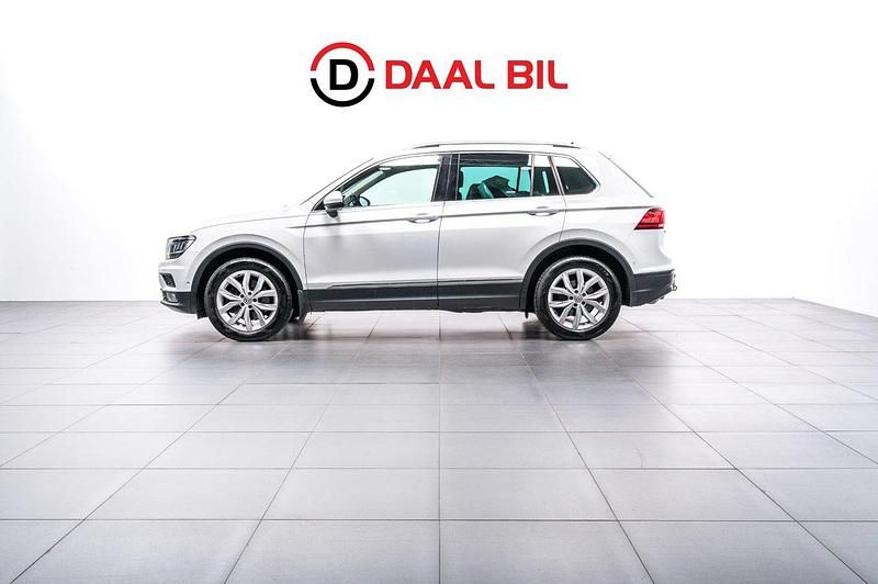 Vit Begagnad 2019 VW Tiguan Executive SUV | 234 700 kr (Marknadspris) - Bild 1/4