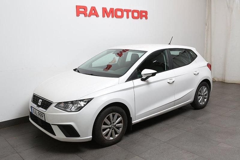Vit Begagnad 2019 Seat Ibiza Style Halvkombi | 109 800 kr (Marknadspris) - Bild 1/3