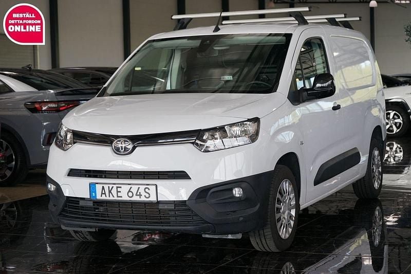 Vit Begagnad 2023 Toyota Proace City Van | 295 500 kr (Marknadspris) - Bild 1/4