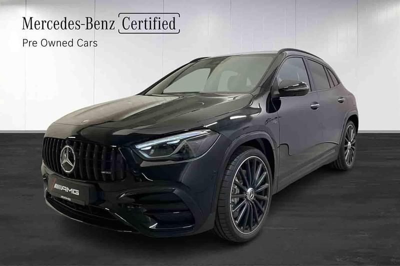 Svart Ny 2025 Mercedes GLA35 AMG AMG SUV | 695 700 kr - Bild 1/1