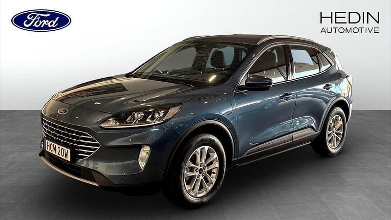 Blå (blue) Begagnad 2023 Ford Kuga SUV | 269 900 kr (Marknadspris) - Bild 1/4