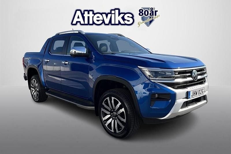Blå Ny 2025 VW Amarok Aventura Pickup | 882 375 kr (Dyr) - Bild 1/4