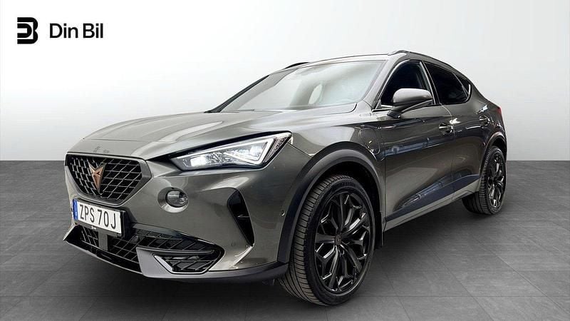 Mörkgrå Begagnad 2023 Cupra Formentor VZ SUV | 364 900 kr (Lite dyr) - Bild 1/4