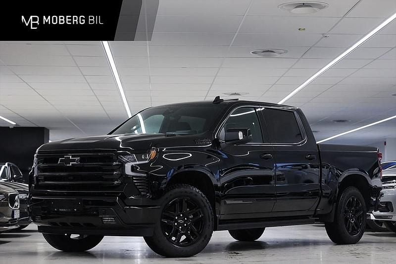 Ny Chevrolet Silverado 2025 Svart Pickup