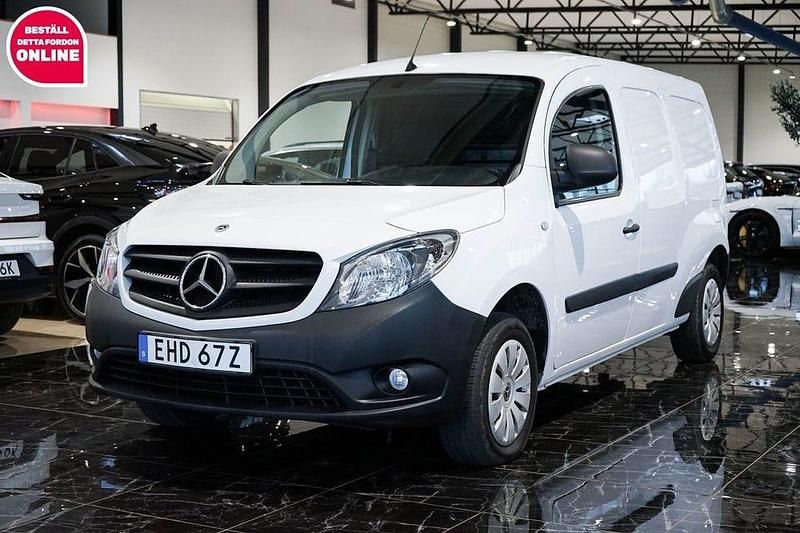 Vit Begagnad 2022 Mercedes Citan 109 Van | 154 900 kr - Bild 1/4