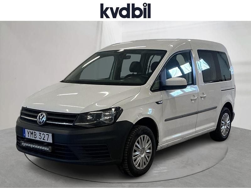 Vit Begagnad 2017 VW Caddy Minibuss | 99 000 kr (Dyr) - Bild 1/3