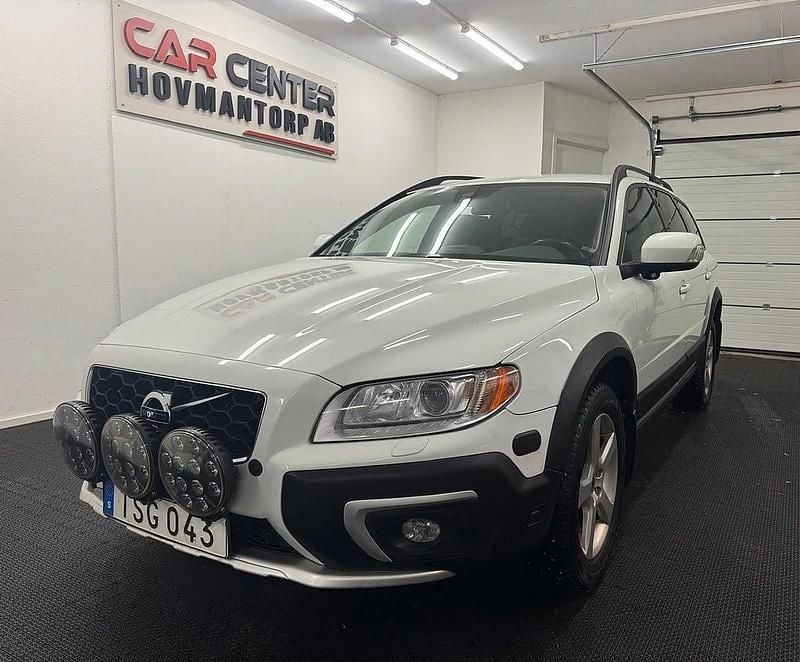 Begagnad Volvo XC70 Kinetic 215 HK (158 kW) 2014 Vit Kombi