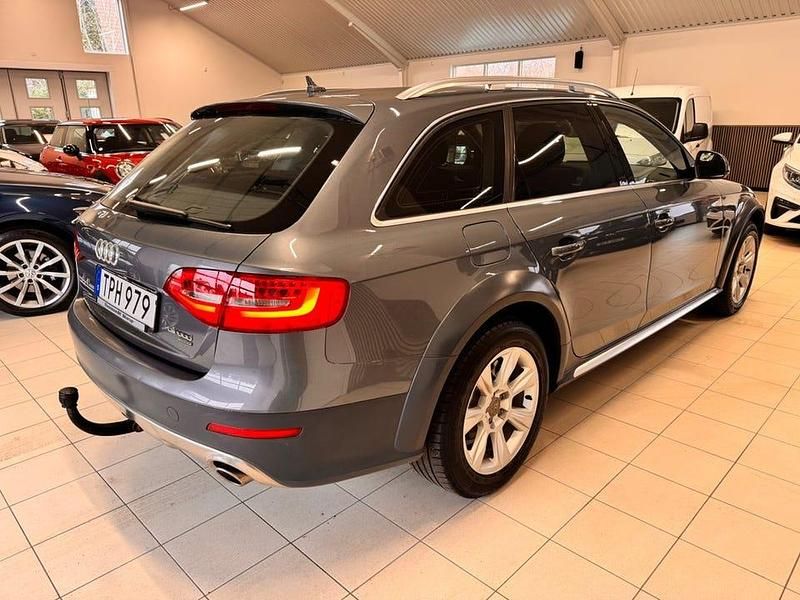 Begagnad Audi A4 Allroad 245 HK (180 kW) 2013 Gråmetallick Kombi