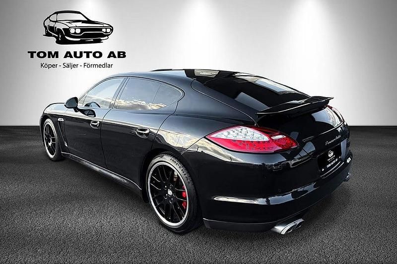 Begagnad Porsche Panamera 500 HK (367 kW) 2010 Svart Halvkombi