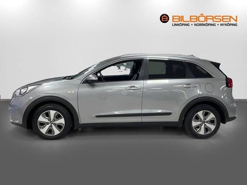 Begagnad Kia Niro Advance 105 HK (77 kW) 2018 /klg/ steel grey SUV