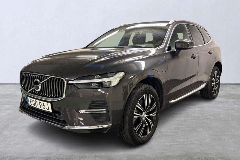 Grå Begagnad 2022 Volvo XC60 Inscription SUV | 459 000 kr (Marknadspris) - Bild 1/4