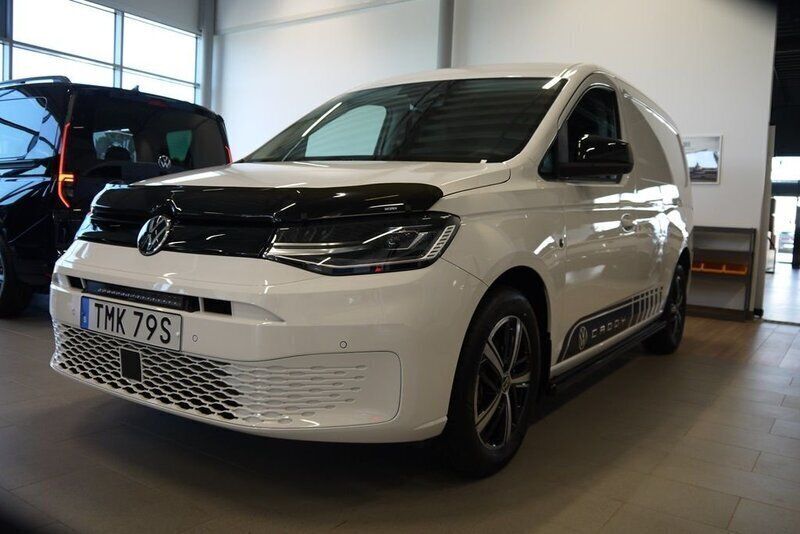 Vit (candyvit) Ny 2025 VW Caddy Maxi Minibuss | 481 500 kr (Lite dyr) - Bild 1/4