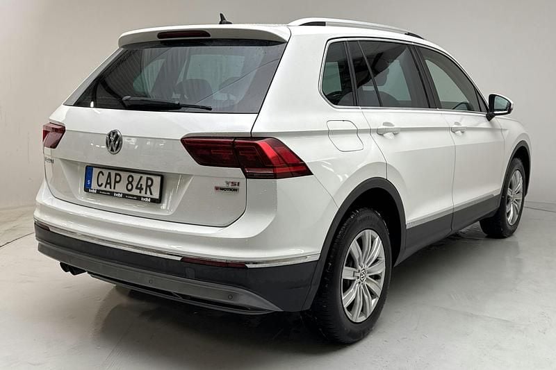 Begagnad VW Tiguan 150 HK (110 kW) 2018 Vit SUV