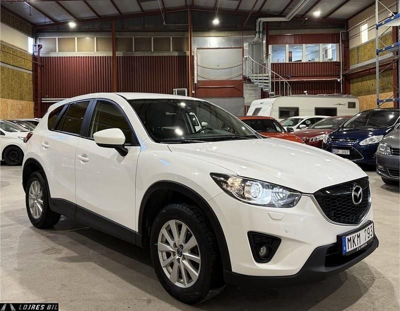 Vit Begagnad 2013 Mazda CX-5 SUV | 129 700 kr (Marknadspris) - Bild 1/4