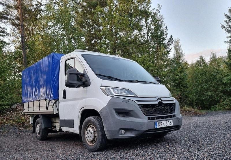 Begagnad 2015 Citroën Jumper Minibuss | 117 000 kr (Marknadspris) - Bild 1/4
