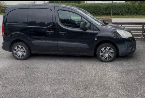 Begagnad 2011 Citroën Berlingo Minibuss | 34 000 kr (Marknadspris) - Bild 1/4