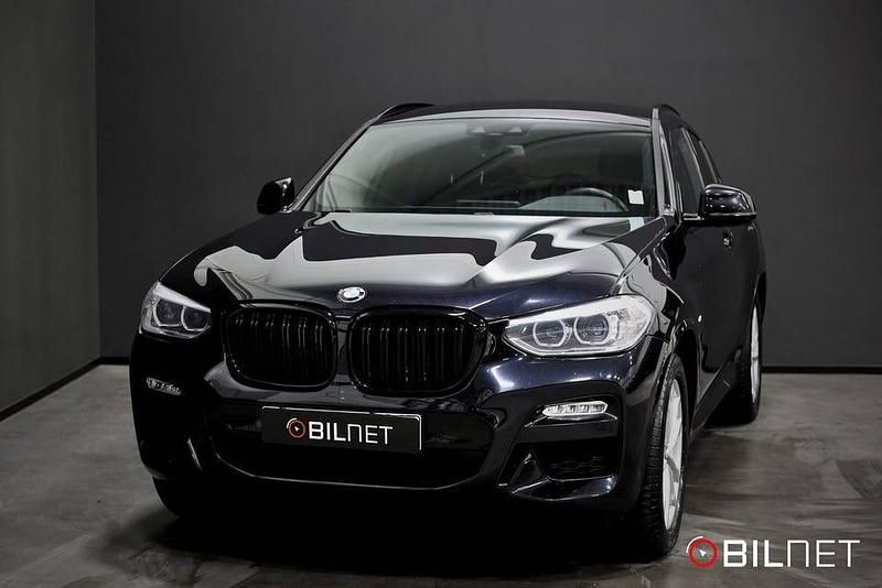 Svart Begagnad 2019 BMW X4 M Sport SUV | 409 900 kr - Bild 1/3