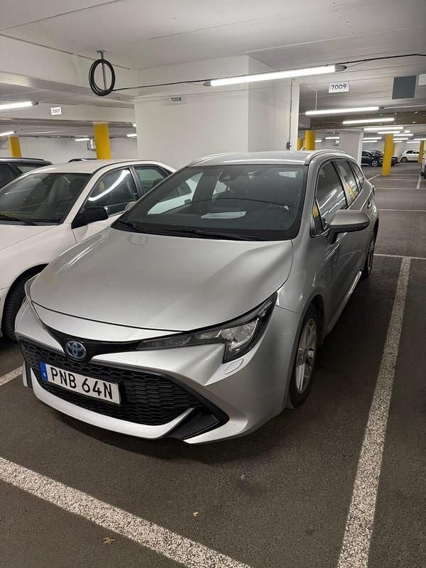 Begagnad 2020 Toyota Corolla Kombi | 175 000 kr (Marknadspris) - Bild 1/4