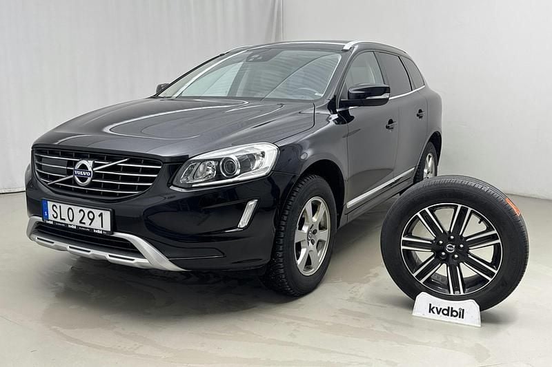 Begagnad Volvo XC60 Standard 190 HK (139 kW) 2017 Svart SUV
