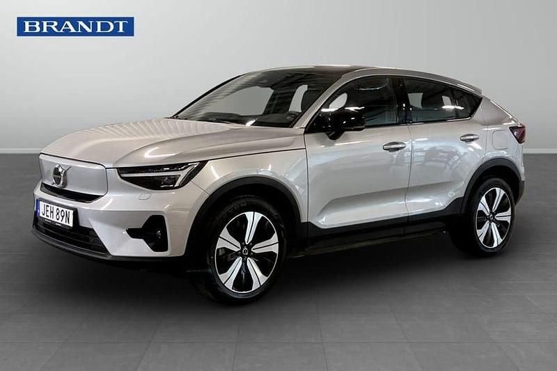 Silver Begagnad 2023 Volvo C40 Plus SUV | 359 900 kr (Marknadspris) - Bild 1/4