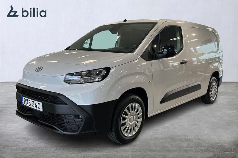 Vit Ny 2024 Toyota Proace City Van | 394 899 kr (Marknadspris) - Bild 1/3
