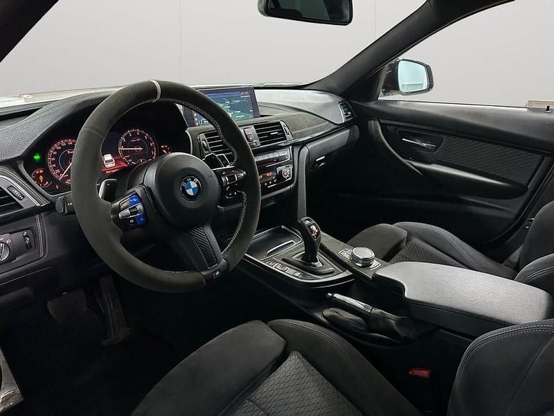 Begagnad BMW 320 M Sport 184 HK (135 kW) 2018 Vit Kombi