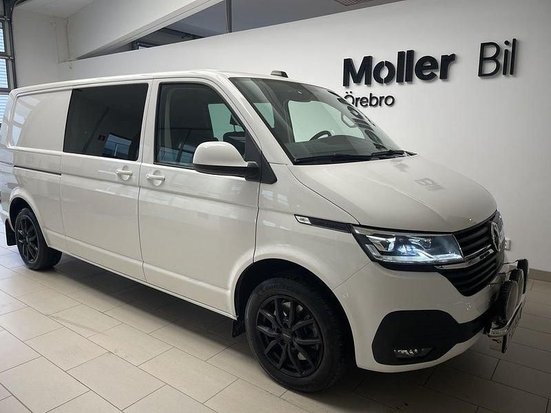 Vit (candyvit) Begagnad 2021 VW T6.1 Van | 509 900 kr (Lite dyr) - Bild 1/4