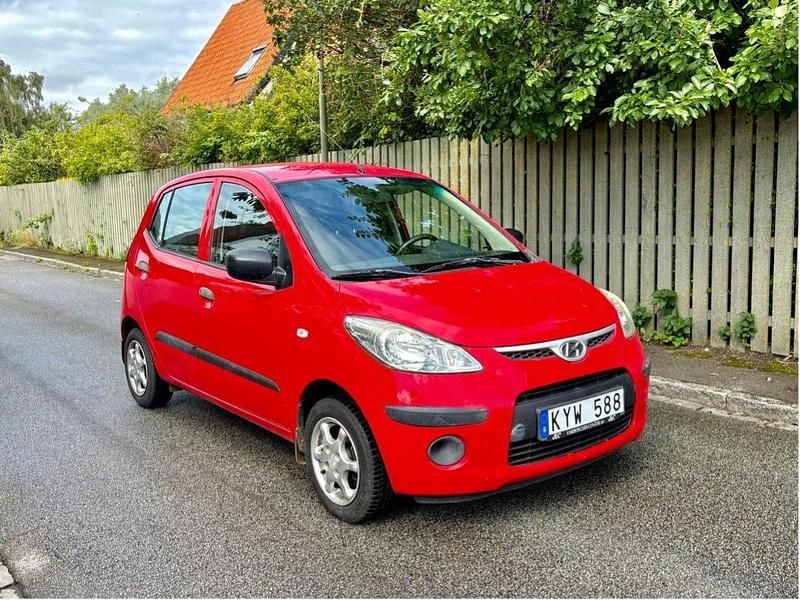 Röd Begagnad 2010 Hyundai i10 Halvkombi | 19 500 kr (Bra pris) - Bild 1/4