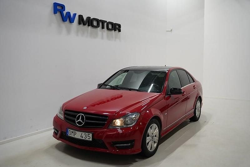 Begagnad Mercedes C180 AMG 156 HK (114 kW) 2012 Röd Sedan