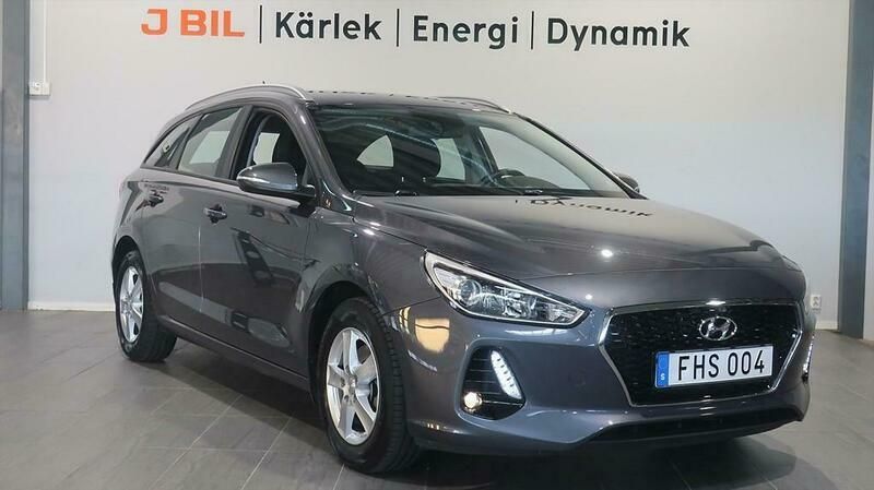 Mörkgrå Begagnad 2018 Hyundai i30 Life Kombi | 158 800 kr (Marknadspris) - Bild 1/4