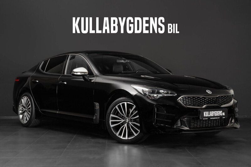 Svart Begagnad 2017 Kia Stinger 2 Halvkombi | 279 000 kr - Bild 1/4
