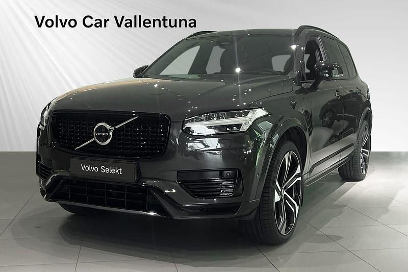 Grå Begagnad 2024 Volvo XC90 Ultra SUV | 779 900 kr (Marknadspris) - Bild 1/3