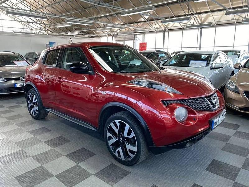 Mörkröd Begagnad 2013 Nissan Juke SUV | 89 000 kr (Lite dyr) - Bild 1/4