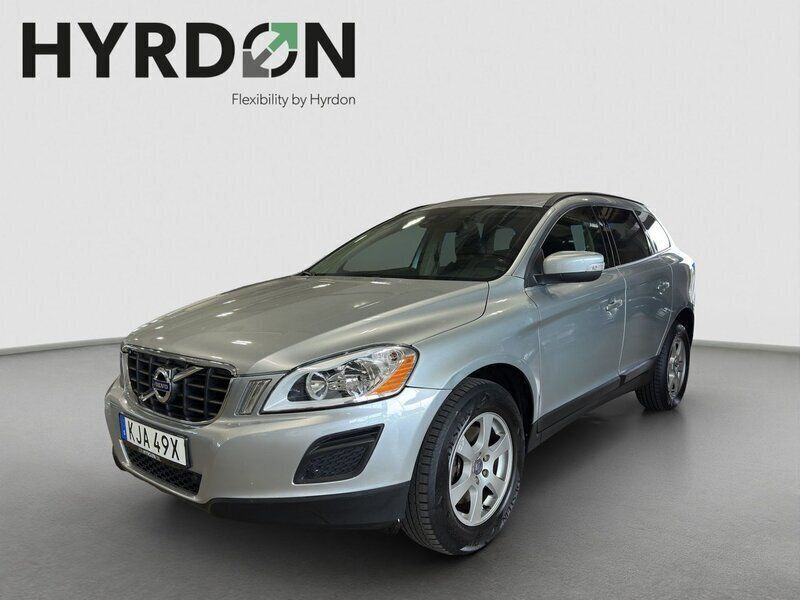 Silver Begagnad 2011 Volvo XC60 Momentum SUV | 149 900 kr (Lite dyr) - Bild 1/4