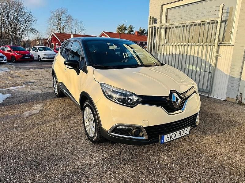 Flerfärgad Begagnad 2016 Renault Captur SUV | 89 900 kr (Marknadspris) - Bild 1/4