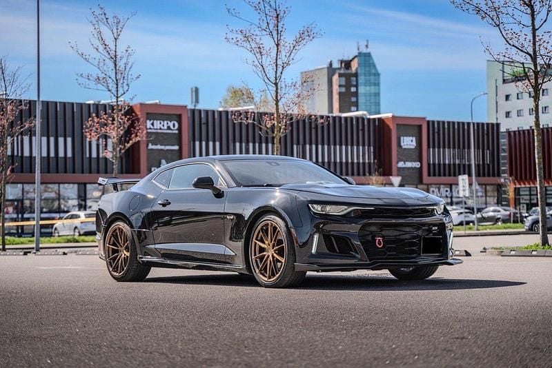 Svart Begagnad 2021 Chevrolet Camaro SS Sportkupé | 410 000 kr (Superpris) - Bild 1/4
