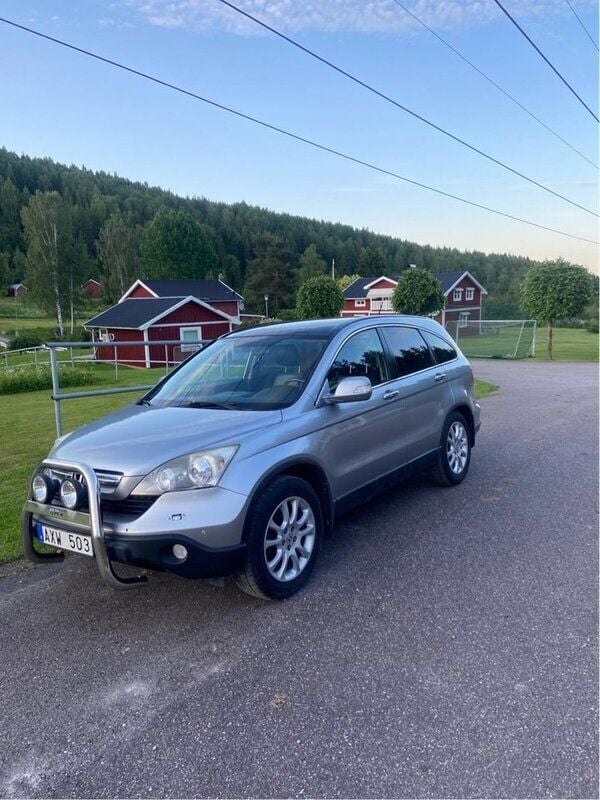 Silver Begagnad 2007 Honda CR-V SUV | 62 000 kr (Bra pris) - Bild 1/4
