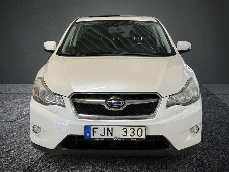 Begagnad Subaru XV 147 HK (108 kW) 2012 Vit (vit metallic) SUV