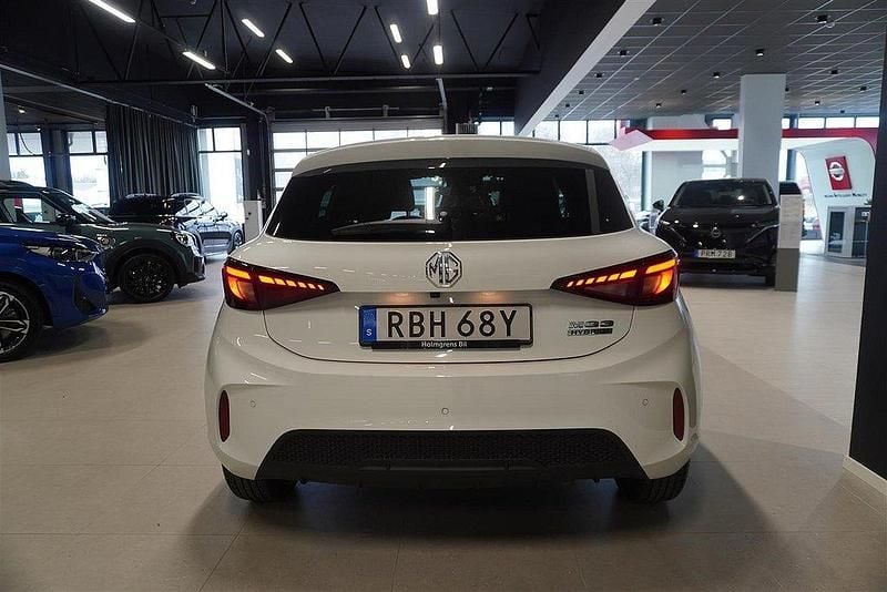 Begagnad MG MG3 Luxury 102 HK (75 kW) 2024 Okänd Halvkombi